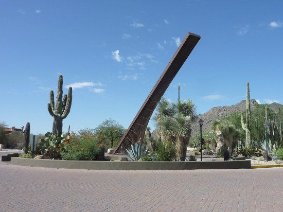 Carefree Desert Gardens and Sundial